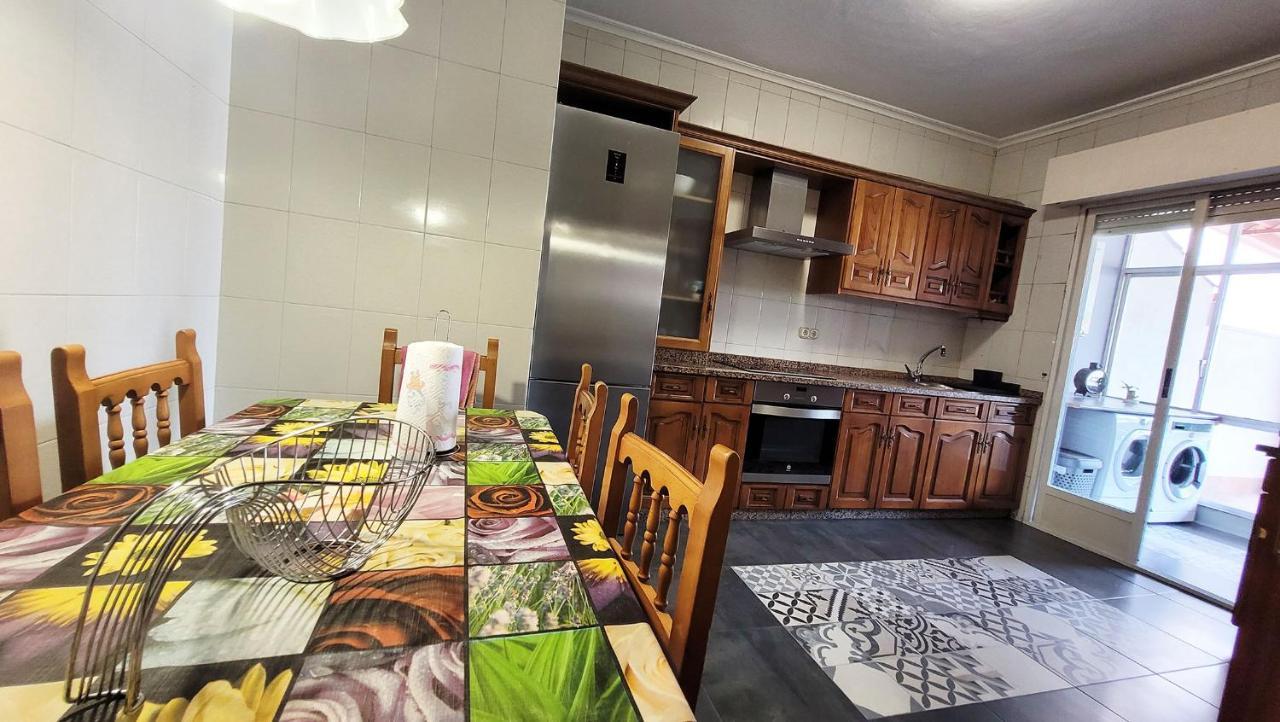 El Hogar De Todos Appartement Ourense Buitenkant foto