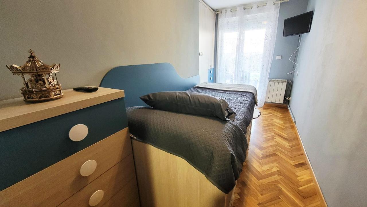 El Hogar De Todos Appartement Ourense Buitenkant foto